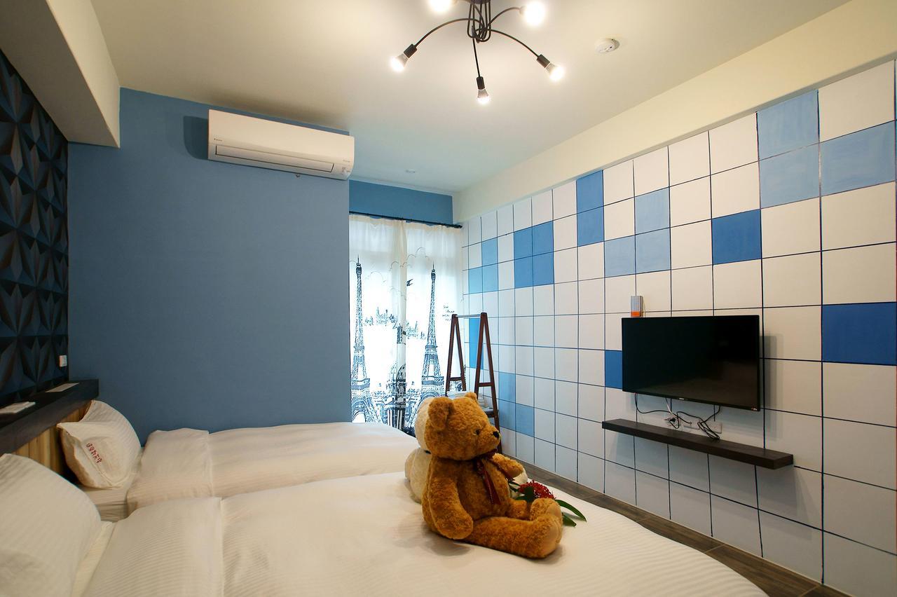 達樂斯電梯民宿dollars Bnb Taitung Exterior foto