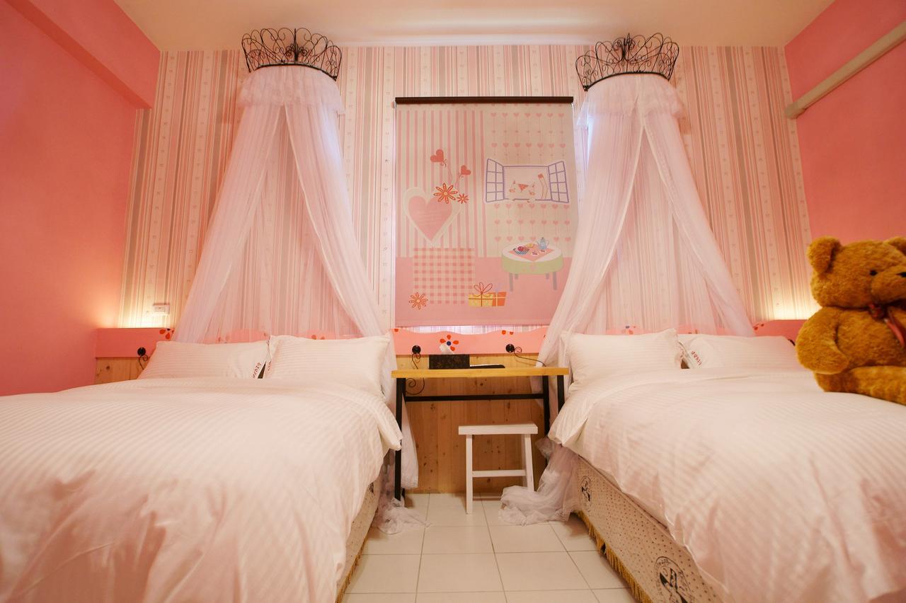 達樂斯電梯民宿dollars Bnb Taitung Exterior foto